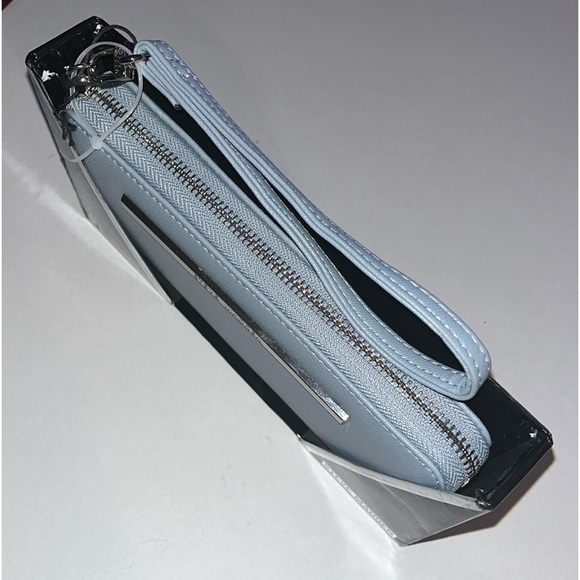 Steve Madden Light Powder Blue Textured Wristlet - Picture 7 of 8